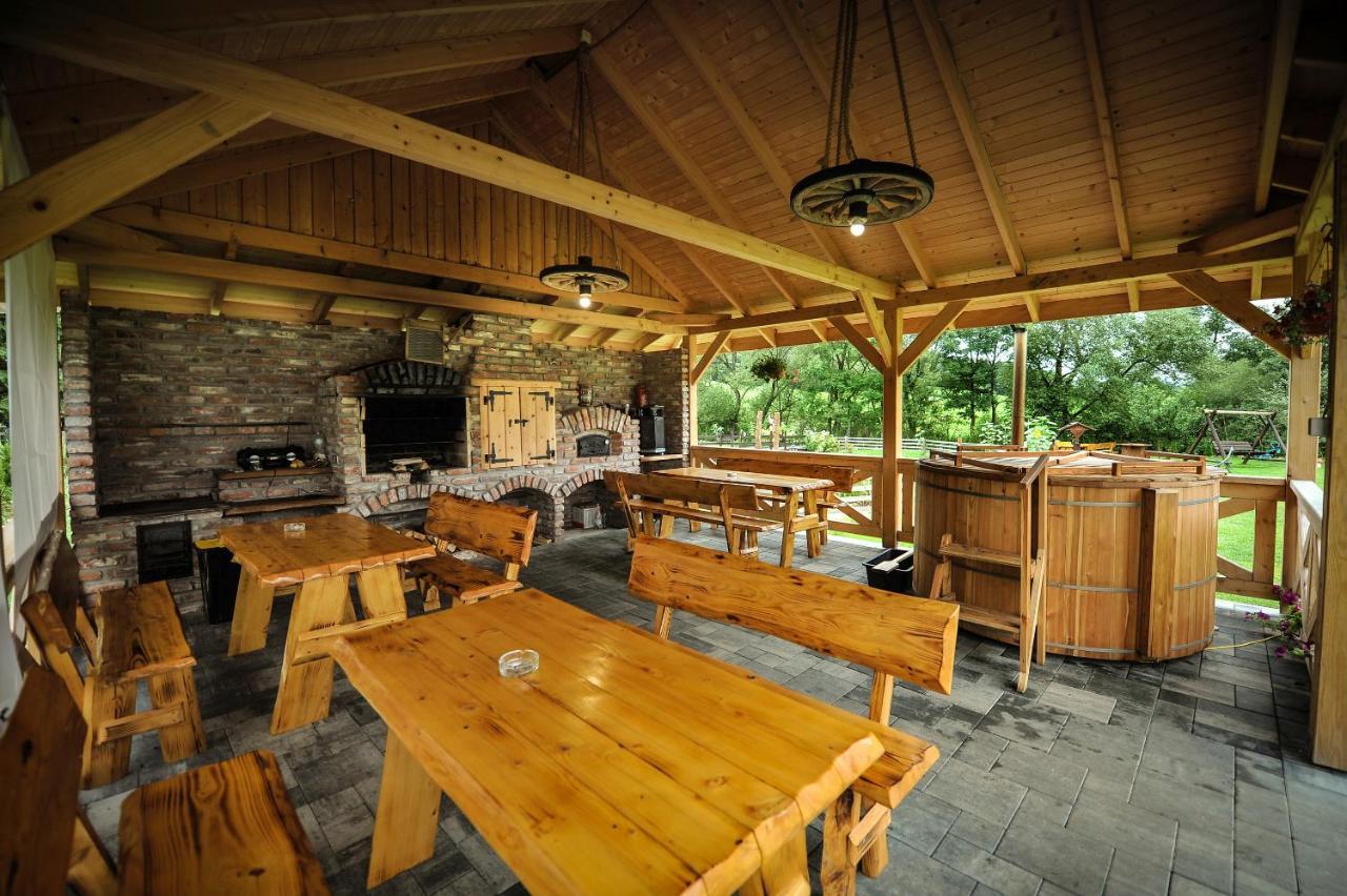 Swiety Spokoj Bieszczady 782-047-324 Ustrzyki Dolne Exterior photo