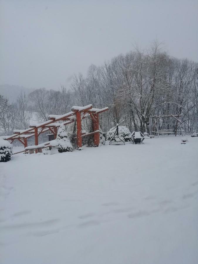 Swiety Spokoj Bieszczady 782-047-324 Ustrzyki Dolne Exterior photo